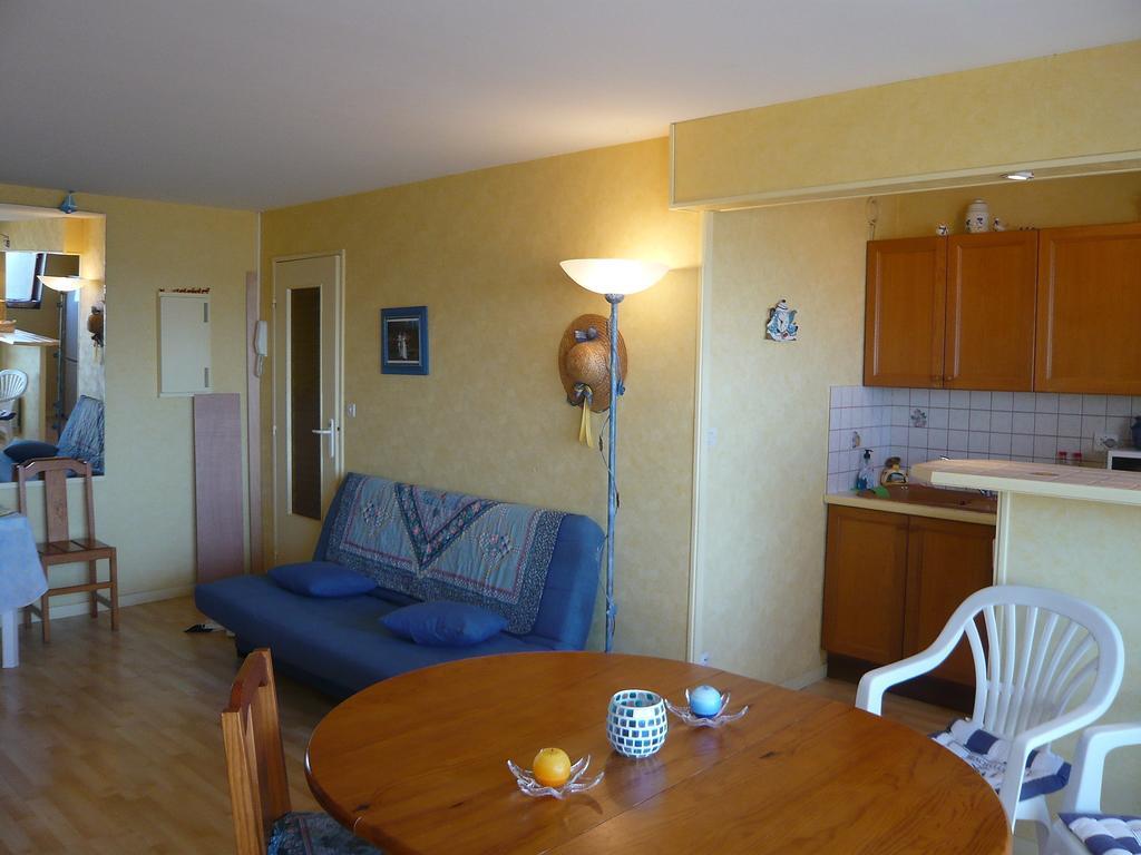 Apartment Cap Cabourg-19 By Interhome Room photo